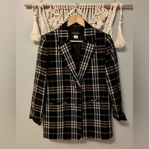 •Vintage• Plaid Girl Boss Blazer 10
